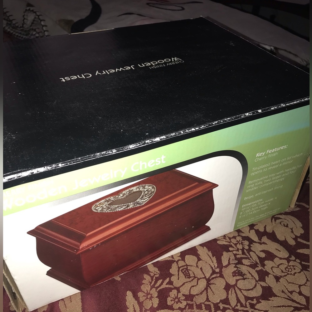 Cherry Wood Finished Jewelry Box *Price Firm* - Picture 3 of 8